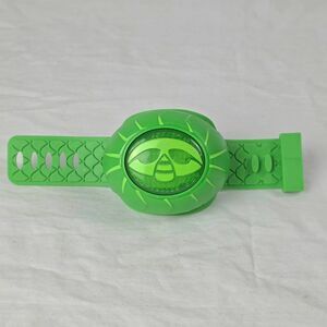 PJ Masks Gekko Wrist Communicator by Hasbro 2021 – Lights & Sounds